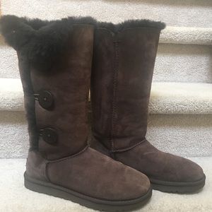 Ugg Boots-Bailey Triple Button-Dark Brown Size 8